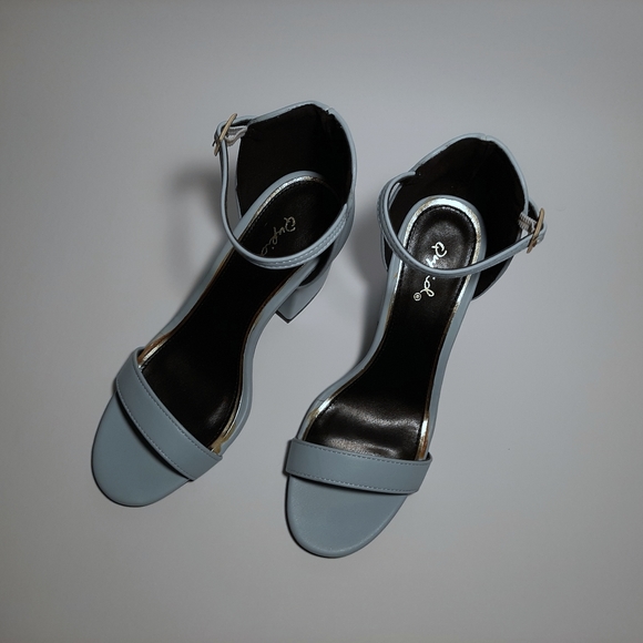 Block Heel Sandals - Picture 2 of 8